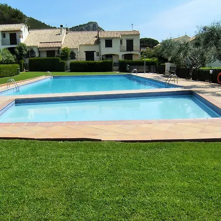 Casas Adosadas Les Oliveres