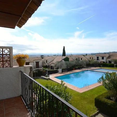 Casas Adosadas Les Oliveres * Torroella De Montgri