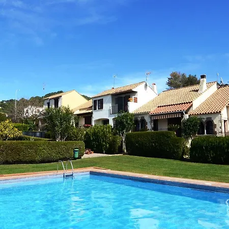 Casas Adosadas Les Oliveres *