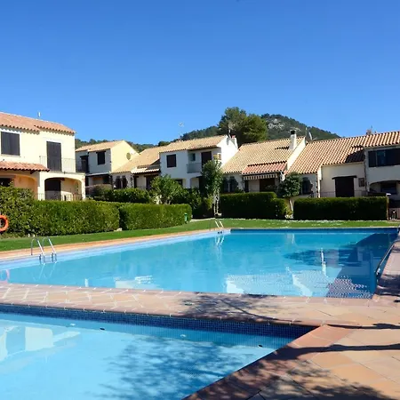 Holiday home Casas Adosadas Les Oliveres Torroella De Montgri
